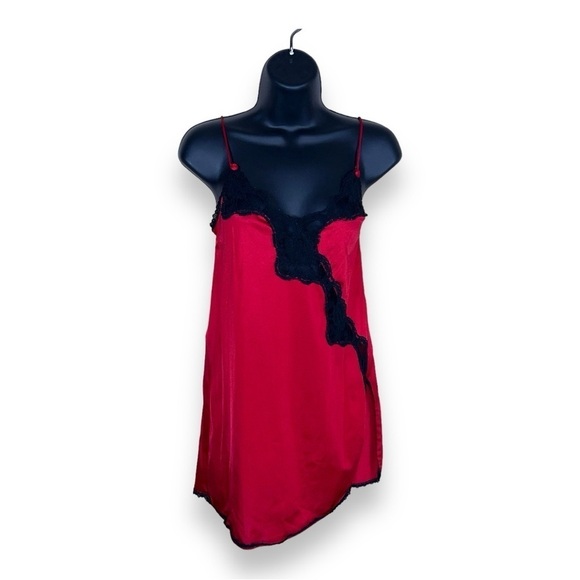 VINTAGE SMALL RED BLACK LACE CHEMISE RETRO GLAM 80s STRETCH  NIGHTIE - Picture 1 of 10